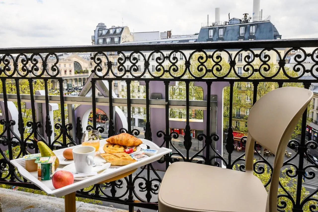 Hotel D'Alsace Париж