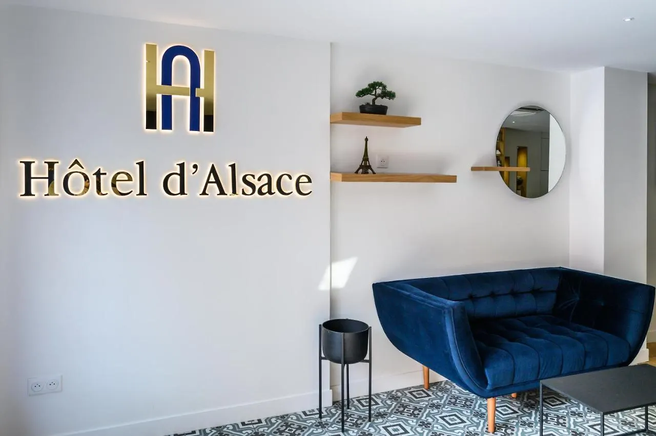 ***  Hotel D'Alsace Париж Франция